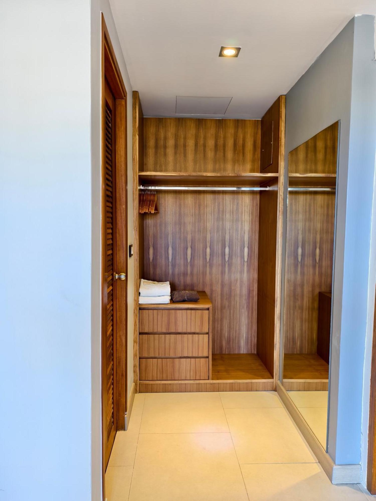 Lek Lek Samui Room X Coffee Bar Chaweng  Zewnętrze zdjęcie