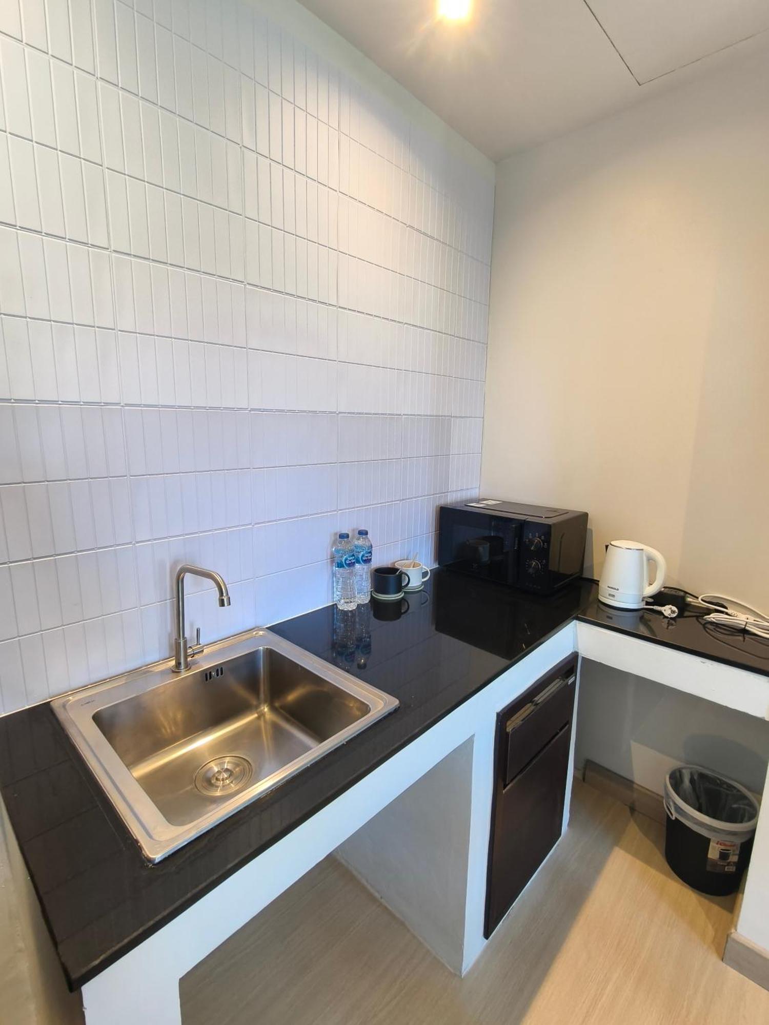 Lek Lek Samui Room X Coffee Bar Chaweng  Zewnętrze zdjęcie
